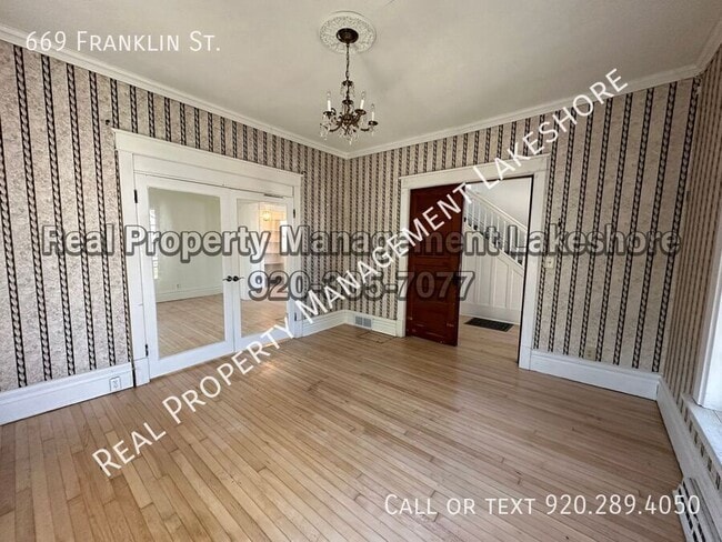 Building Photo - 669 Franklin St