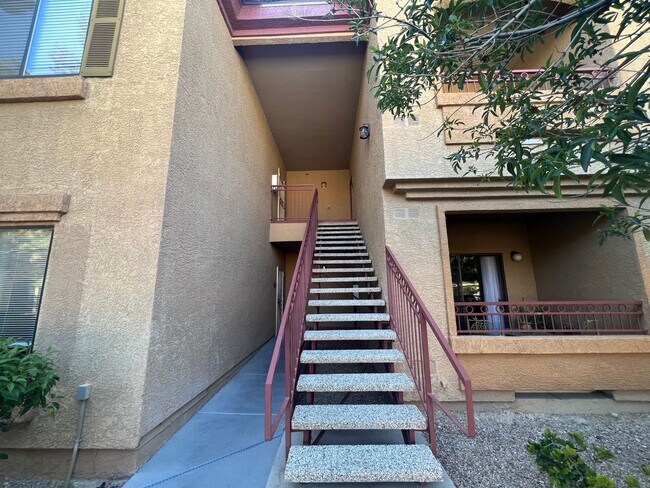 Building Photo - 2nd floor Condo in Gate Community Near Sky...