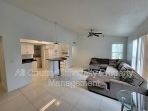 Building Photo - 2601 SW Archer Rd