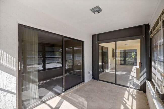 Building Photo - Comfort, Style & Space – 3 Bedroom Home in...