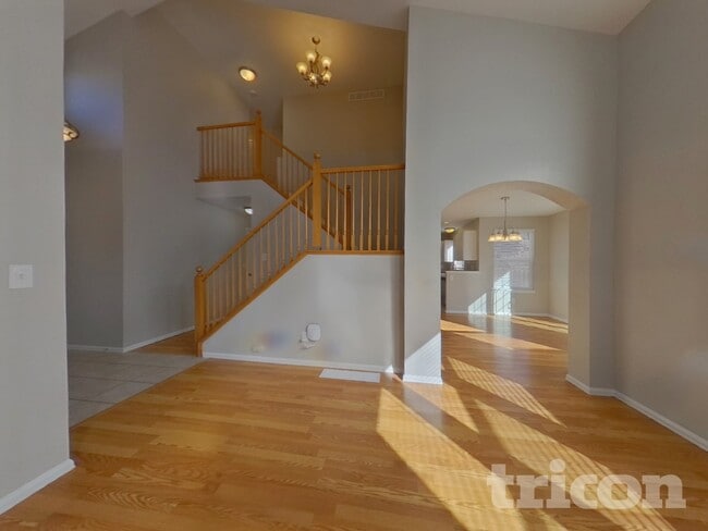 Building Photo - 5694 S Quemoy Ct