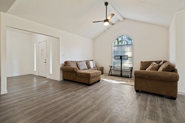 Building Photo - 3550 Mirror Ct