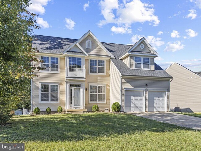 Building Photo - 45370 Barefoot Dr