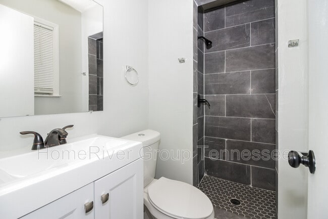 Building Photo - 3648 Arsenal St