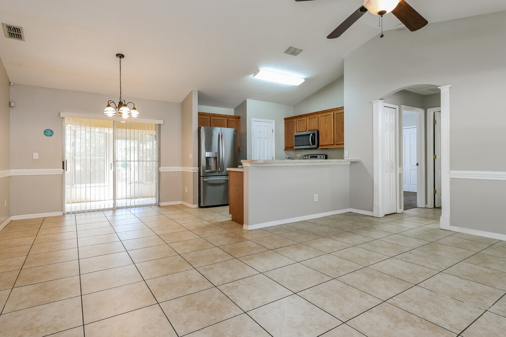 Building Photo - 926 Willow Run St
