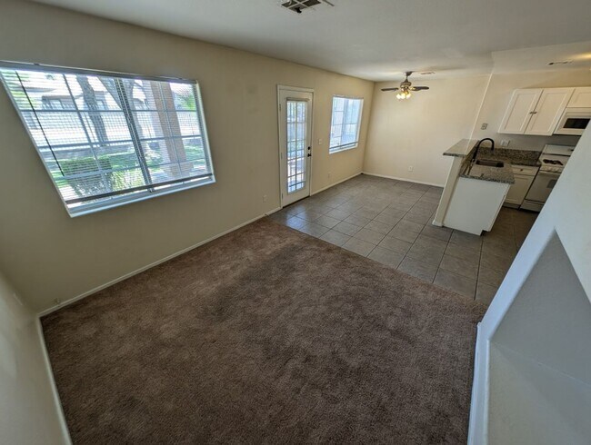 Building Photo - 2520 Sierra Luna Ave