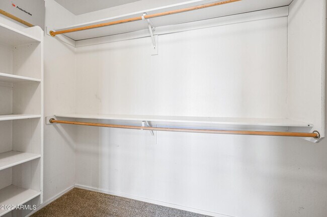 Building Photo - 5047 S Roosevelt St