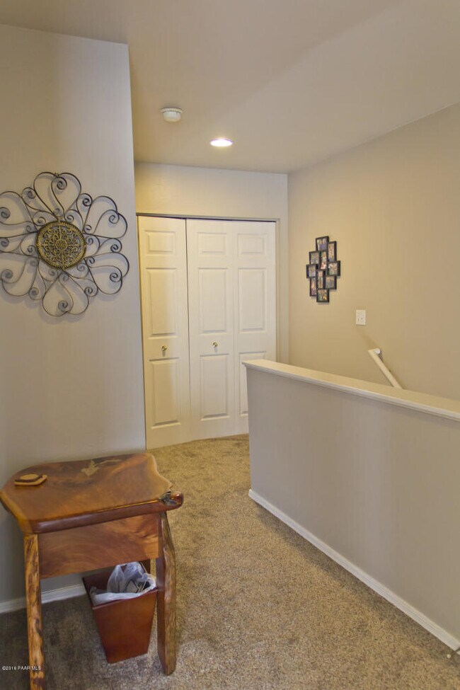 Building Photo - 741 Gail Gardner Way