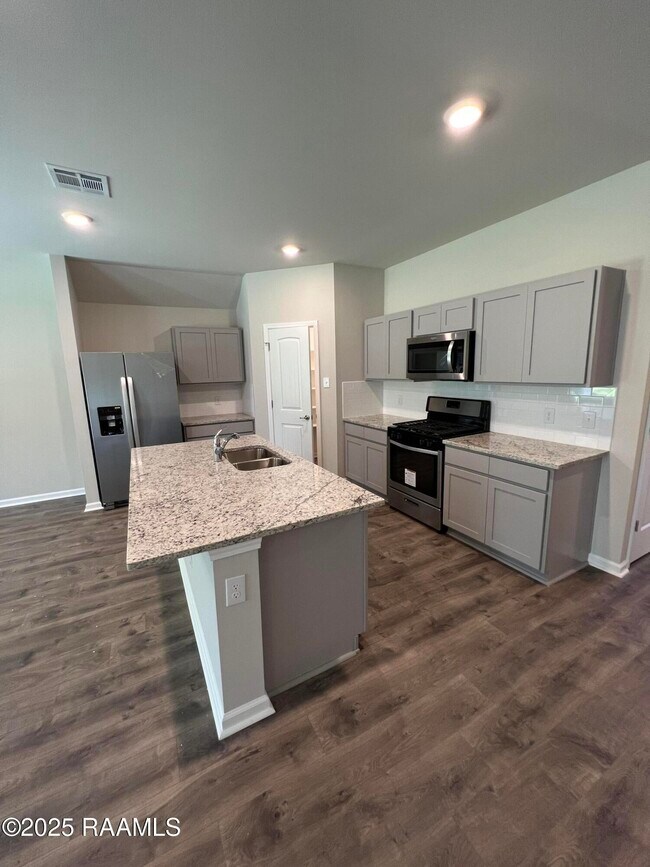 Building Photo - 209 Garden Oaks Ave