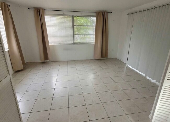 Building Photo - 12411 Partridge Hill Row