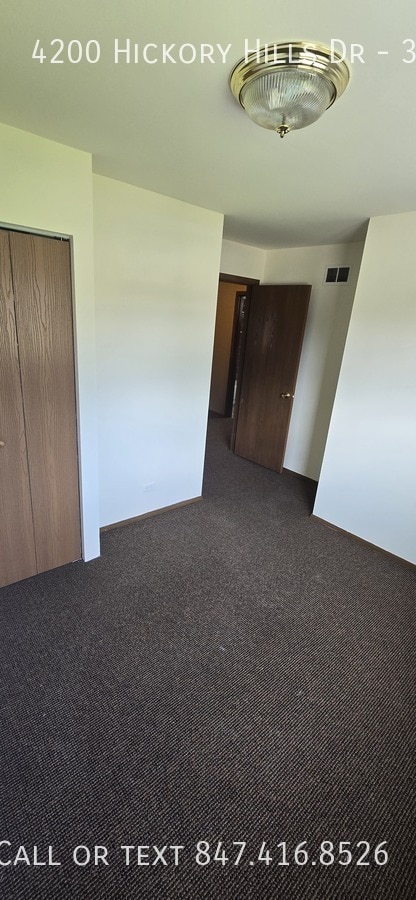 Building Photo - 4200 Hickory Hills Dr