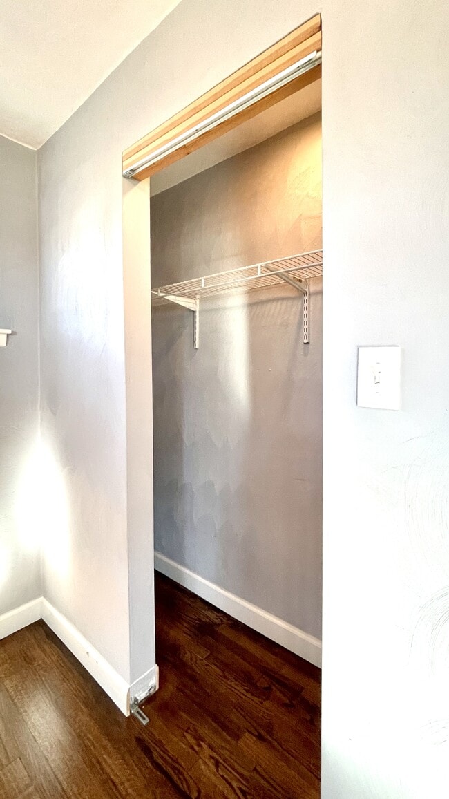 Building Photo - 329 Jacqueline Ave