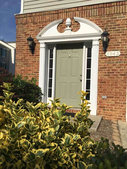Front door - 7042 Mead Lane