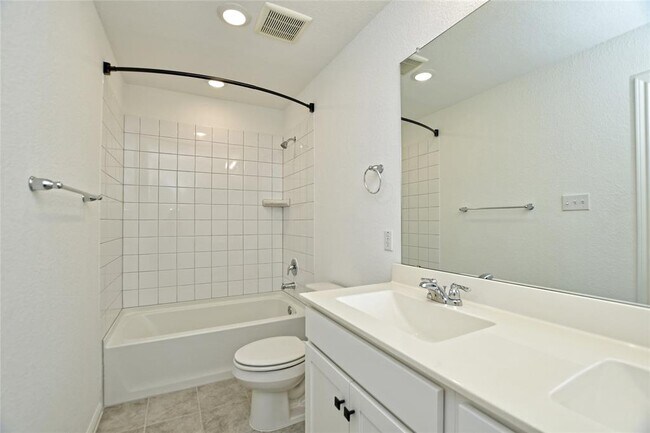 Building Photo - 17709 Shafer Dr