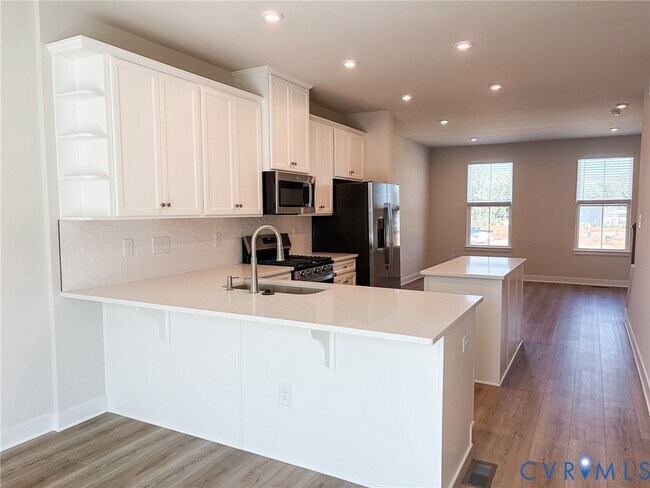 Building Photo - 4821 Cloverleigh Dr