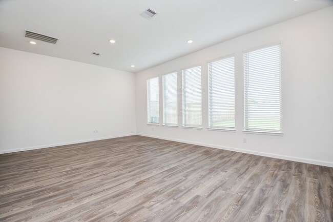 Building Photo - 21138 Castroville Way