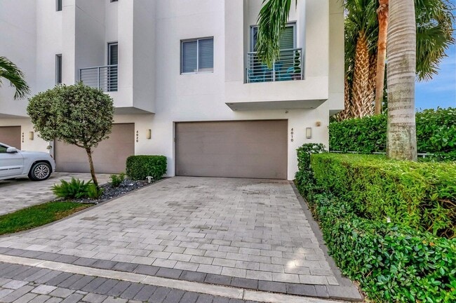 Building Photo - 4010 NW 18th Way