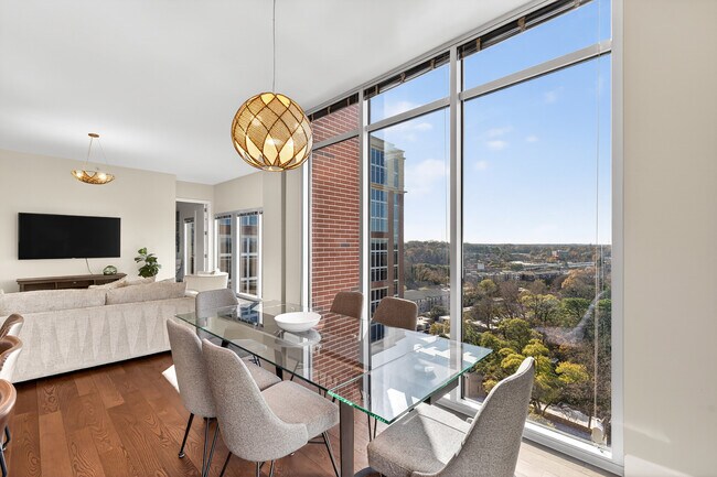 Building Photo - 1820 Peachtree St NW