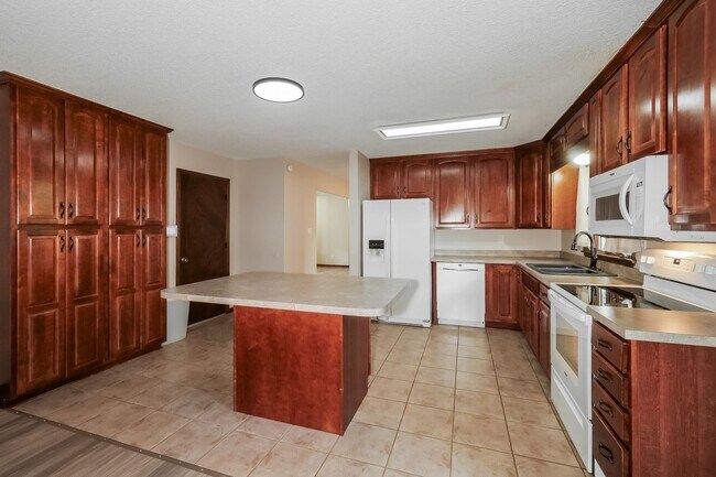 Building Photo - NEW PROPERTY LIVE!!!  LOOK AT THIS GEM!  Schedule A Tour Today!!  More photos coming soon!