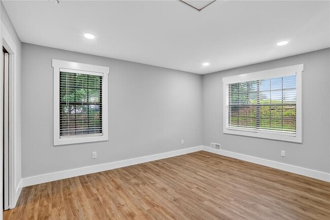 Building Photo - 3775 Hamby Rd