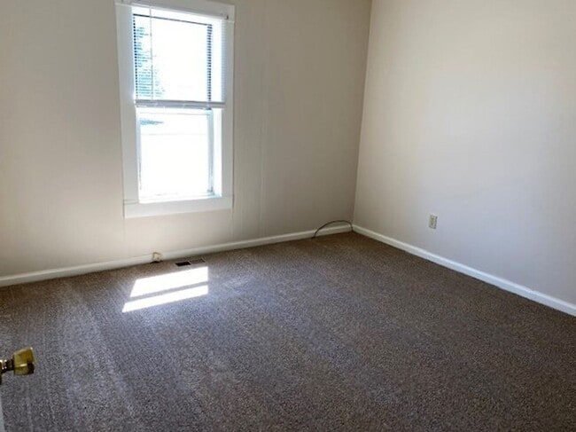 Building Photo - 2 Bedroom, 1 Bath House in Laurel