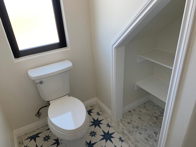 Building Photo - 14425 Hardtree Dr