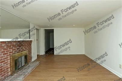 Building Photo - 353 Boiling Springs Dr
