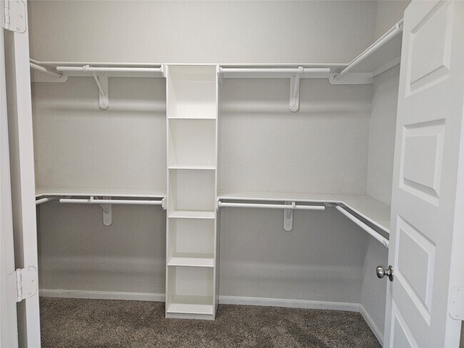 Building Photo - 4801 Wenda St