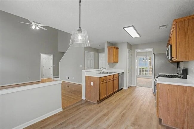 Building Photo - 400 Stambridge Ct