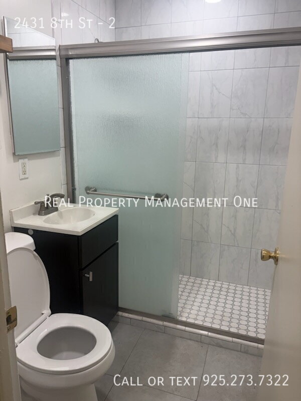 Building Photo - 2431 Eighth St