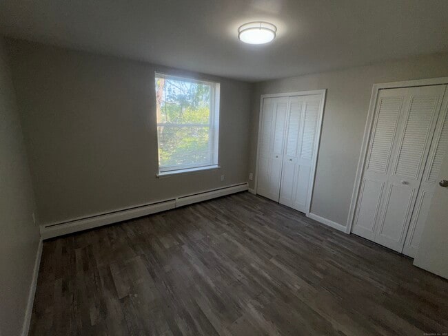 Building Photo - 891 West Blvd