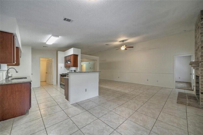 Building Photo - 3103 Pepper Grass Trail