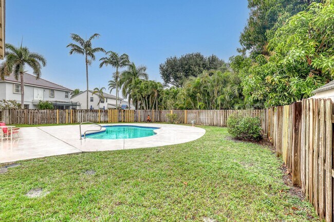 Building Photo - 8982 Indian River Run S