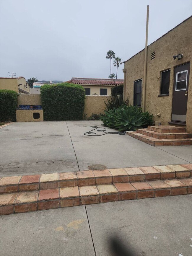 Building Photo - Coming Soon Charming 2-bedroom, 1-bathroom house with 2 car garage and spacious yard
