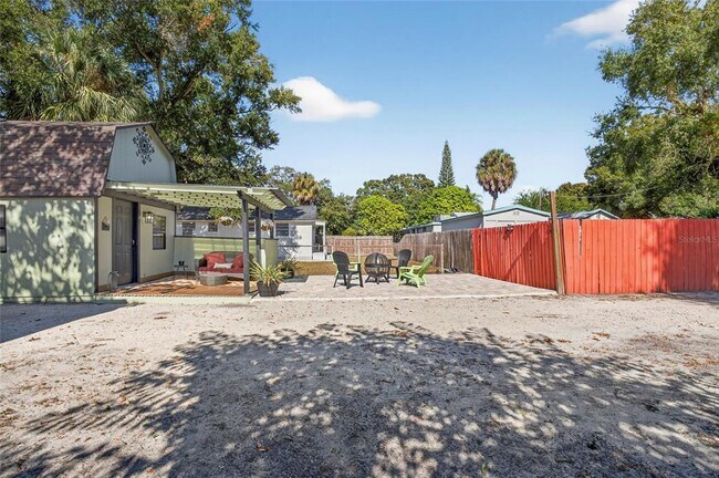 Building Photo - 4214 W Ohio Ave