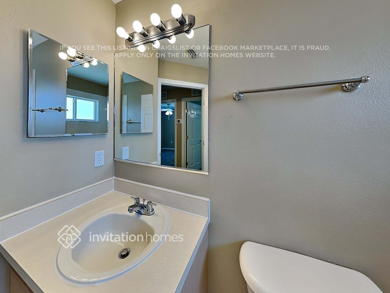 Building Photo - 6448 Orchard Oriole Ln