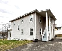 Building Photo - 37 Church St