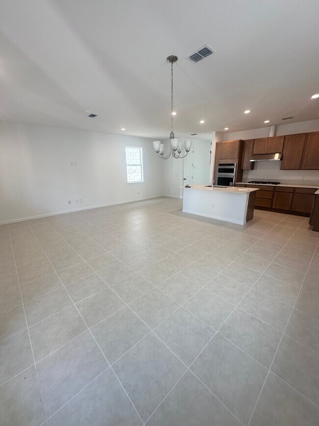Building Photo - 12907 Westhaven Oak Dr