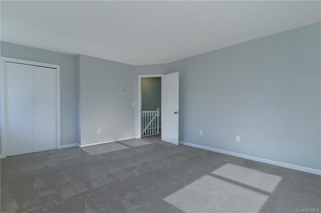 Building Photo - 264 NY-94