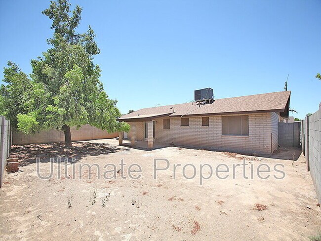 Building Photo - 6043 N 71st Ln