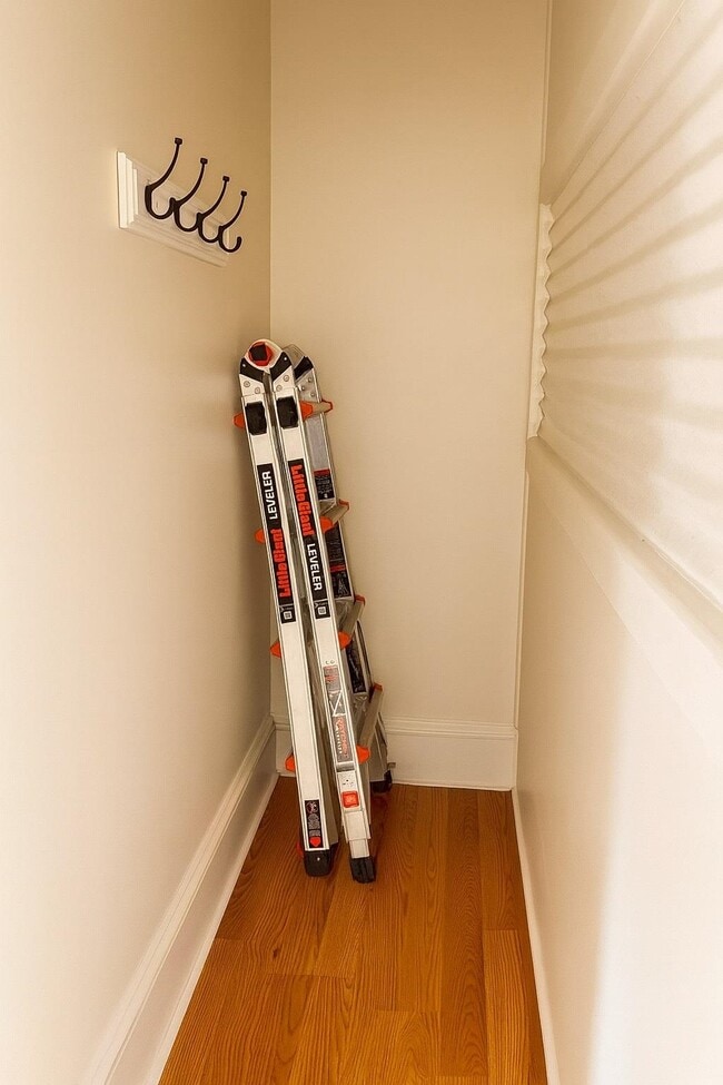 Building Photo - 84 Park St