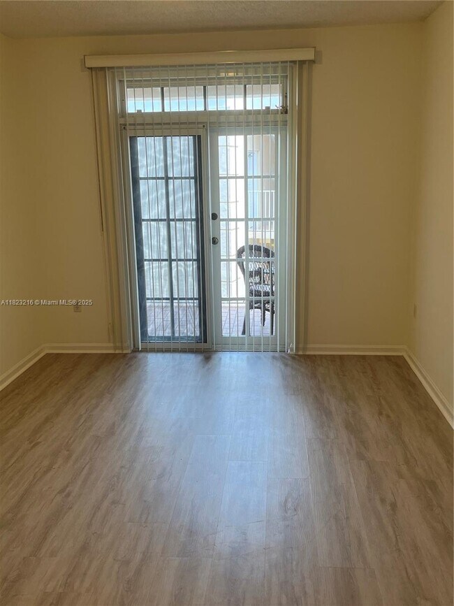 Building Photo - 1280 S Alhambra Cir