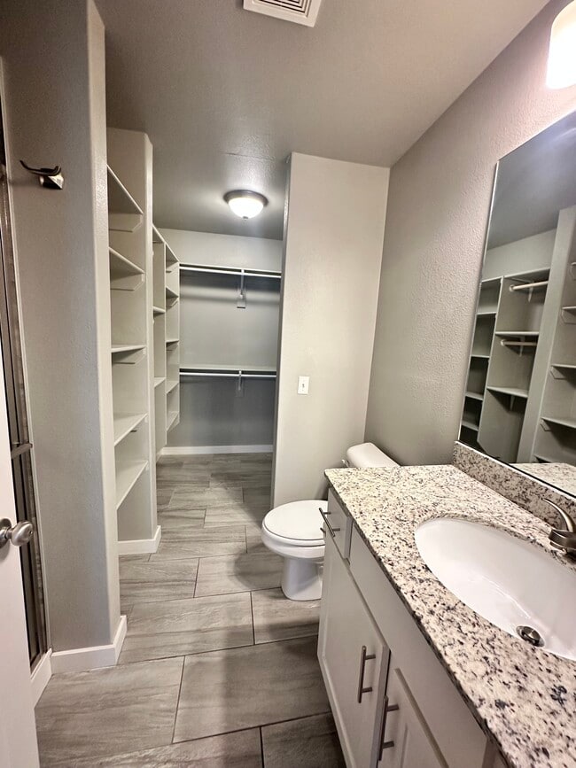 Building Photo - 2788 W Cottonwillow Way