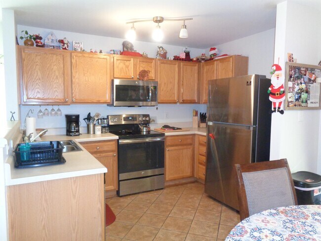 Building Photo - 3809 Satinleaf Dr