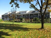 Building Photo - Charming Condo in Gated Community