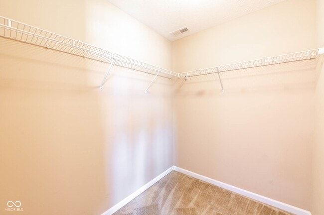 Building Photo - 1325 Brentford Ln