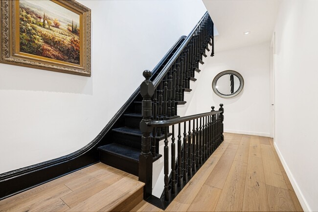 Building Photo - 276 Halsey St