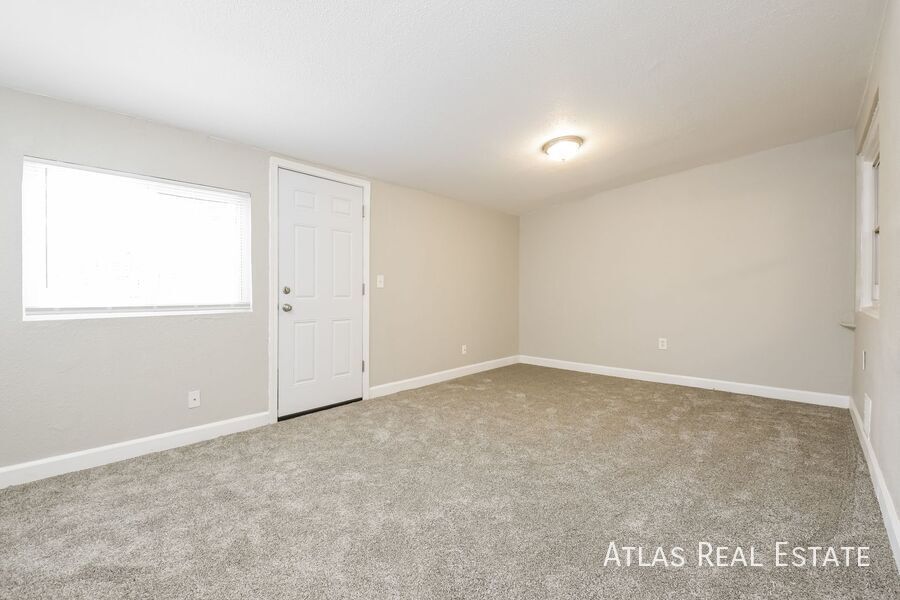 Building Photo - 1131 Geneva St