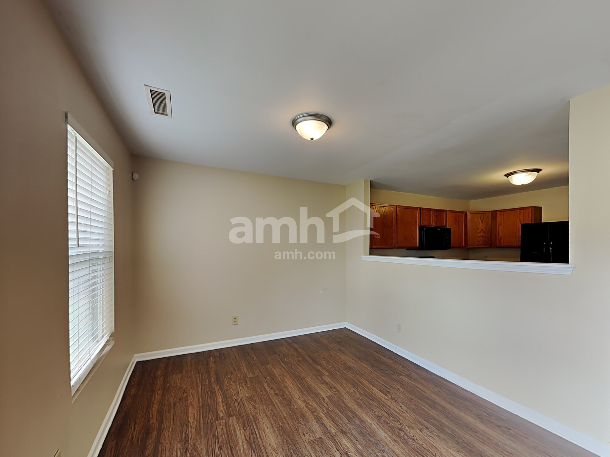 Building Photo - 911 Swearngan Ridge Ct