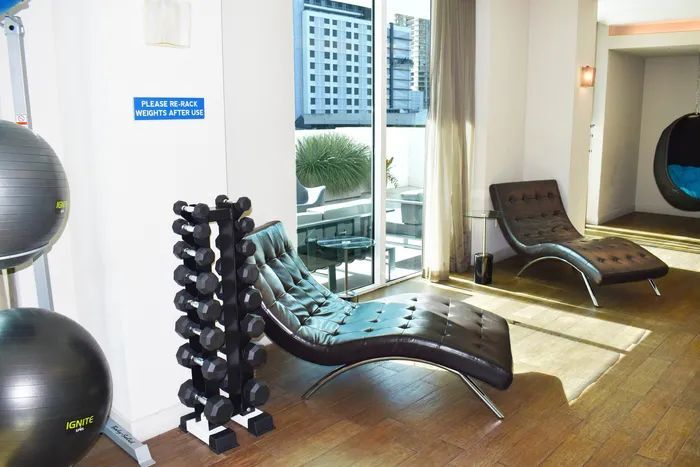 Building Photo - 110 SW 12th St